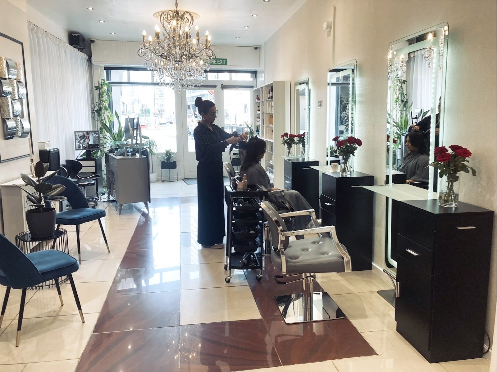 Pearl Hair and Beauty in Shadwell London