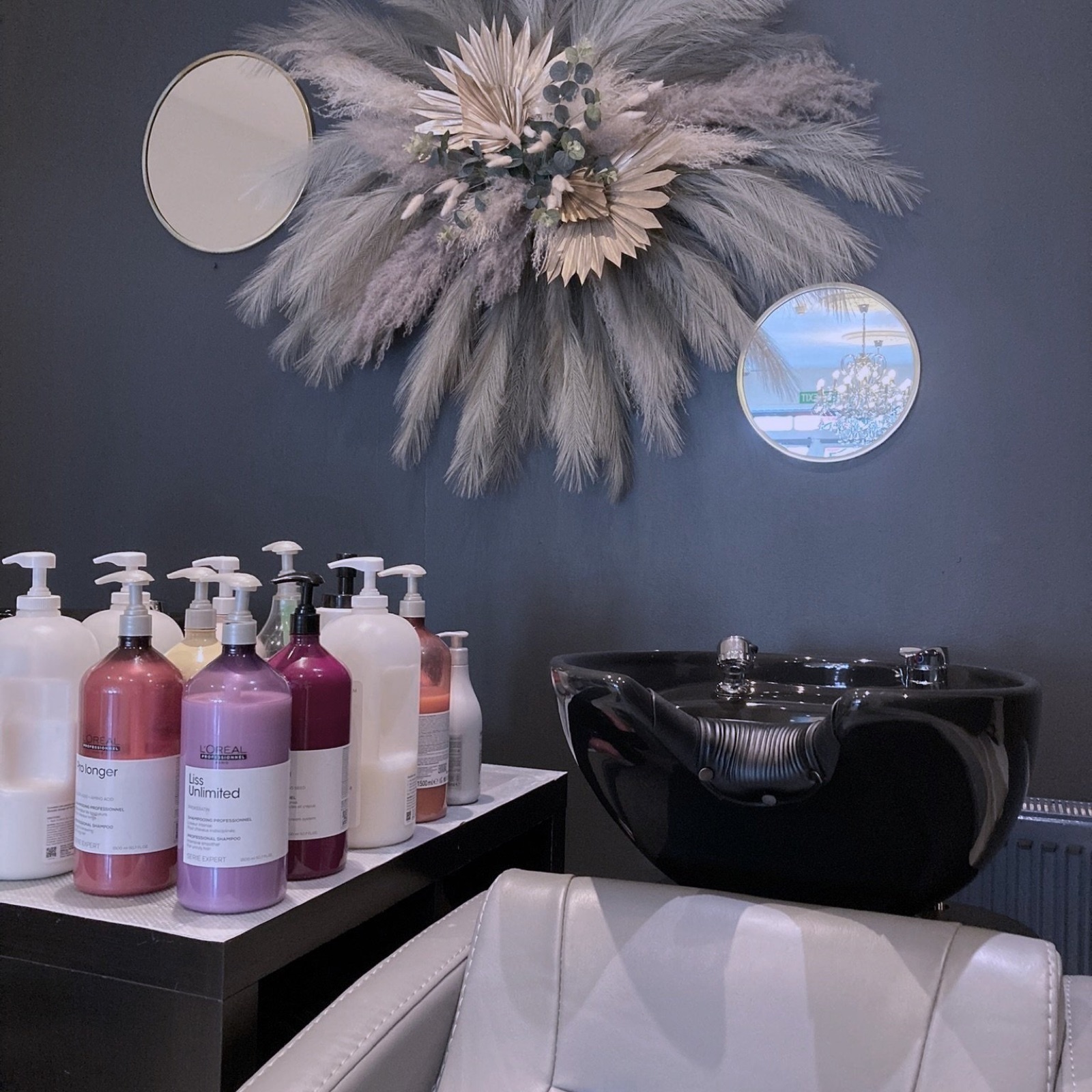 Pearl Hair and Beauty in Shadwell London